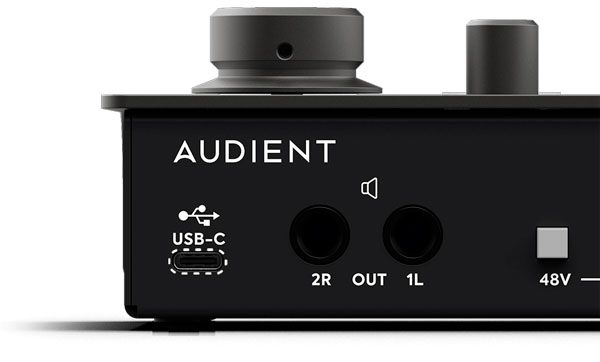 Audient ID4 mk2 detalle conectores