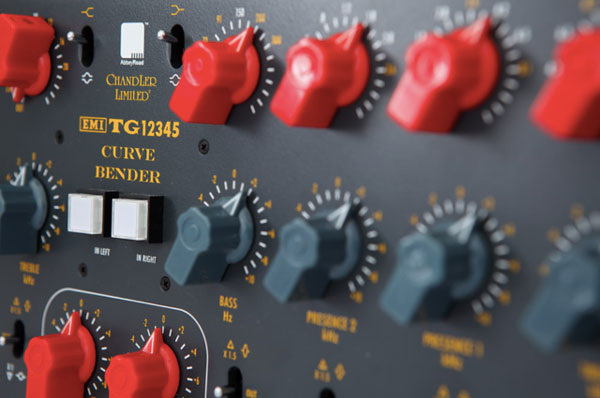 Chandler Limited TG12345 Curve Bender detalle perillas