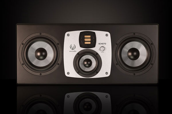 EVE Audio SC4070 vista frontal artistica