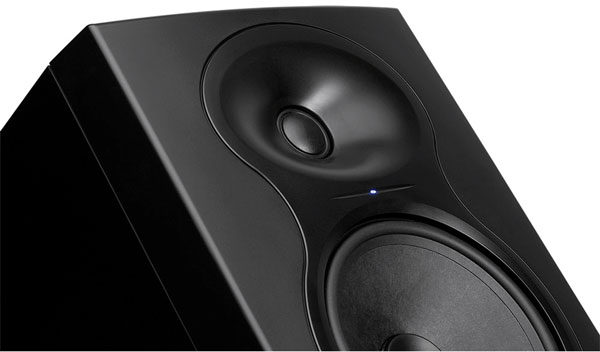 Kali Audio LP-6 V2 detalle primer plano