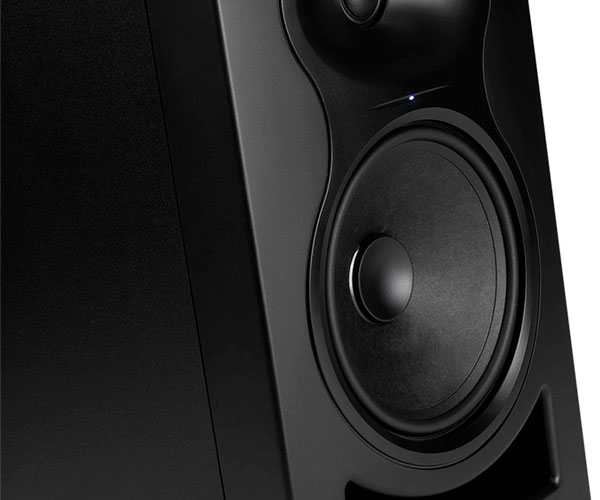 Kali Audio LP-6 V2 detalle primer plano