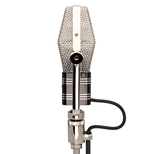 R44CX - Image 2