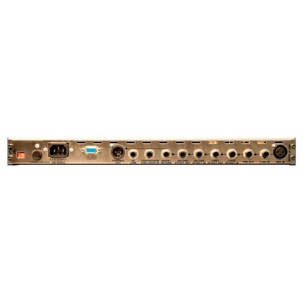API The Channel Strip vista trasera
