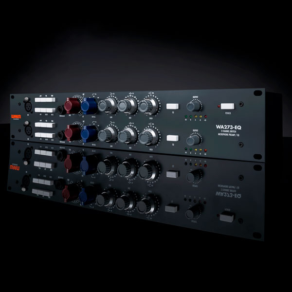 Warm Audio WA273-EQ en perspectiva sobre fondo negro