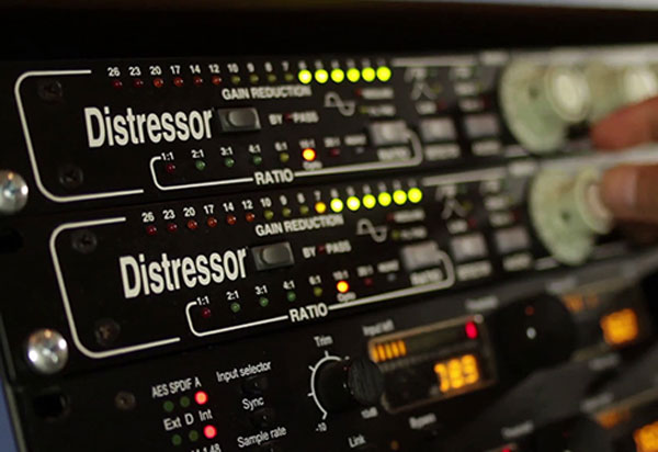 Empirical Labs EL8X Distressor