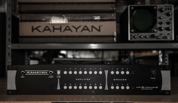Kahayan 16×8 MIDI selector en estudio
