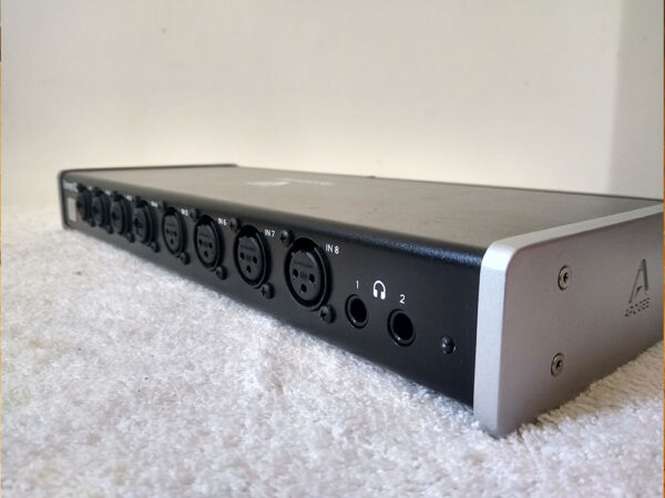 Apogee Element 88 - Usado