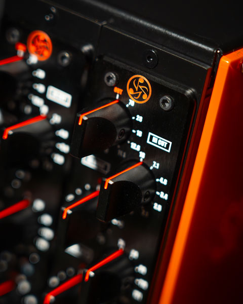 Dangerous BAX500 en primer plano