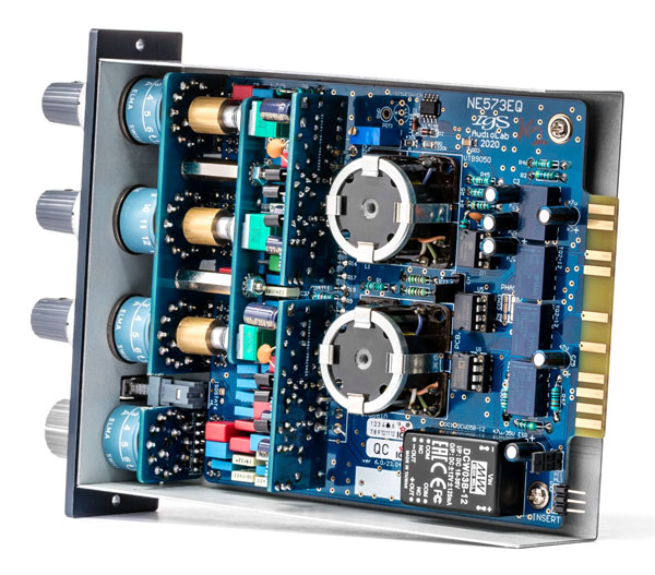 IGS 573EQ vista en perspectiva